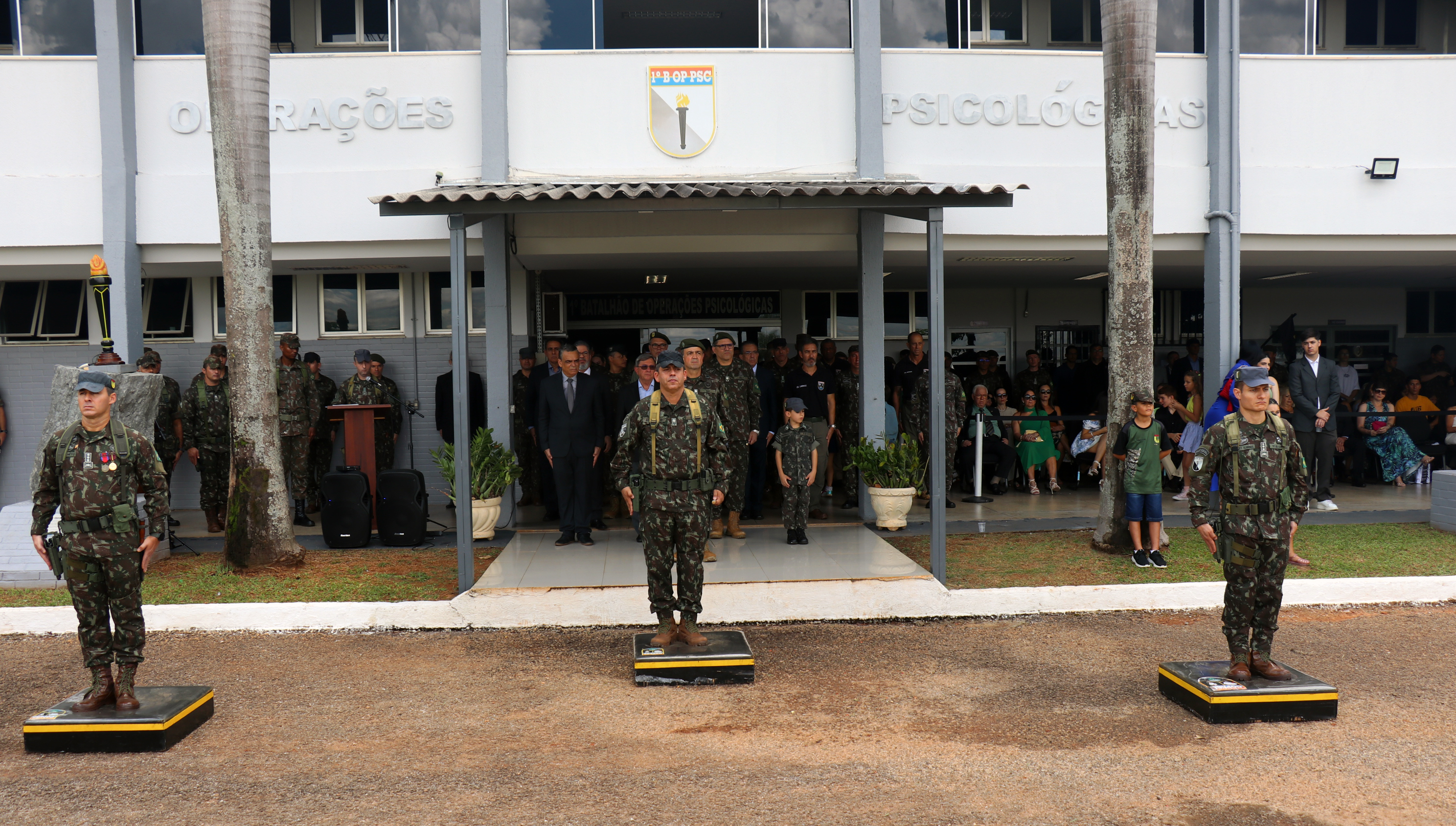 1º Batalhão de Operações Psicológicas realiza solenidade de passagem de comando